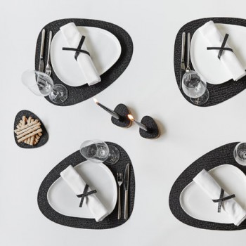 98286 CROCO black подстановочная салфетка фигурная, кожа, L 44 см, W 37 см, серия CROCO, LIND DNA