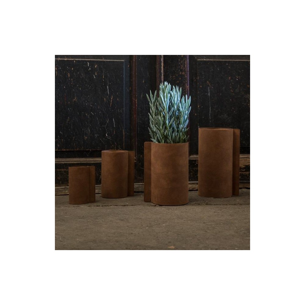 983048 NUPO nature ваза для цветов, кожа/стекло, W 11 см, H 20 см, серия NUPO, LIND DNA