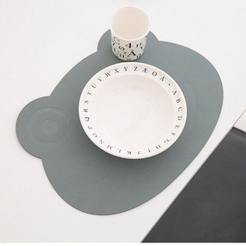 983137 NUPO pastel green подстановочная салфетка лягушонок, кожа, L 38 см, W 28 см, серия NUPO, LIND DNA