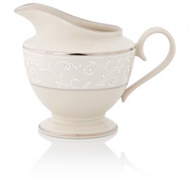 Молочник 260мл "Чистый жемчуг", Фарфор, Lenox, США Молочник 260мл "Чистый жемчуг", Фарфор, Lenox, США
