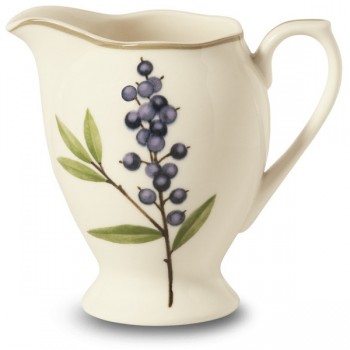 Молочник 220мл "Ягодное ассорти", Фарфор костяной, Noritake, Япония