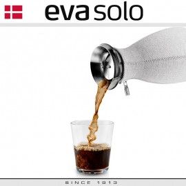 Дизайнерский кофейник Cafe Solo в текстурном чехле, 1 л, светло-серый, EVA SOLO