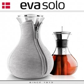 Заварочный чайник Tea Maker стеклянный со стальным пресс-фильтром, 1 л, светло-серый чехол, Eva Solo