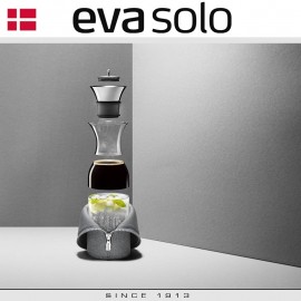 Графин Fridge для горячих и холодных напитков в неопреновом текстурном чехле, 1 л, бургунди, Eva Solo